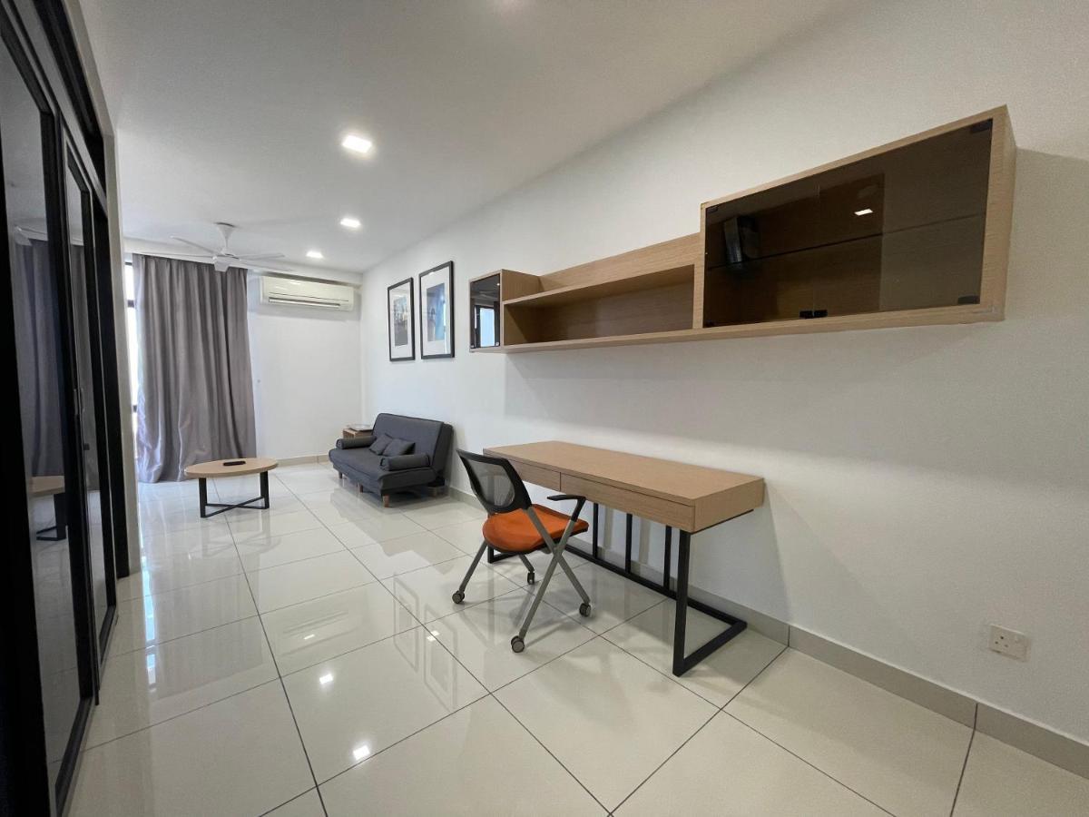1tebrau Southkey Midvelly By Affinity Apartment